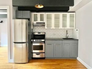 Modern 2BR Flatbush Apartment w/ Rooftop, Gym & Parking – Prime Location!