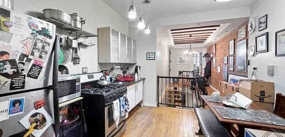 Spacious 4BR Duplex w/ Backyard, Laundry &amp; Modern Upgrades in Bed-Stuy