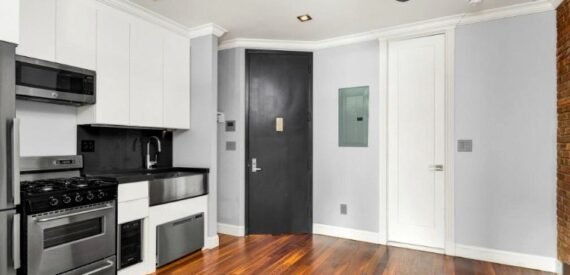 Beautiful and Spacious 1 Bedroom/In unit W/D