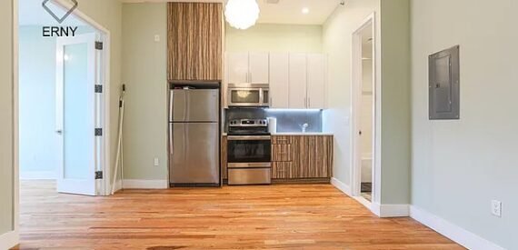 Modern 2BR Apartment in Prime Bushwick – Steps from Maria Hernandez Park &amp; Transit