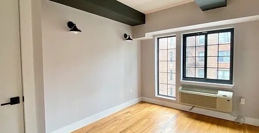 Modern 2BR Flatbush Apartment w/ Rooftop, Gym &amp; Parking – Prime Location!