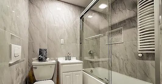 Elegant Midtown West Loft – Doorman, Laundry, Natural Light, Prime Location