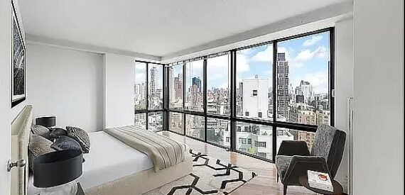 Amazing Luxury 4 bedroom 2.5 baths in a doorman building Prime Sutton Place