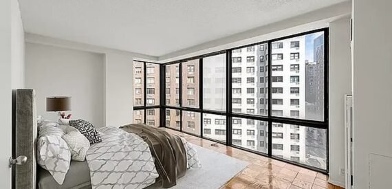 Expansive 5BR/4.5BA Luxury Apartment w/ Doorman, Balconies &amp; Prime Sutton Place