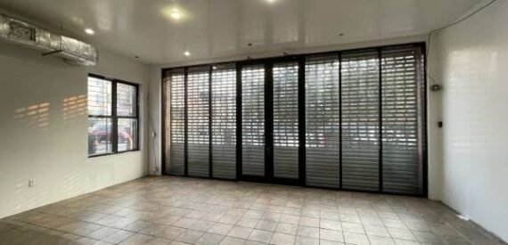 Corner Store for Rent NO FEE