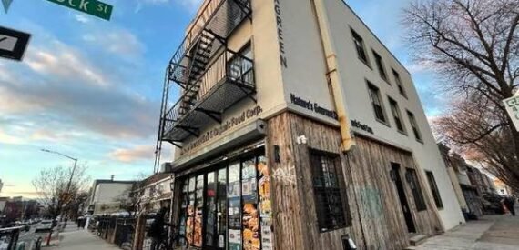 Corner Store for Rent NO FEE