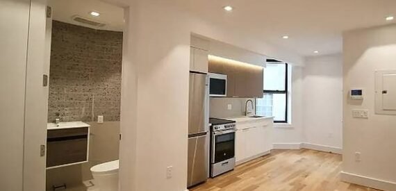 2Br 1Bath No Fee