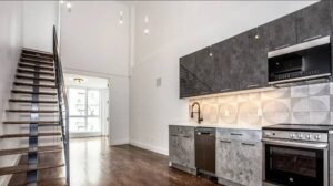 Duplex 2 bedrooms NO FEE