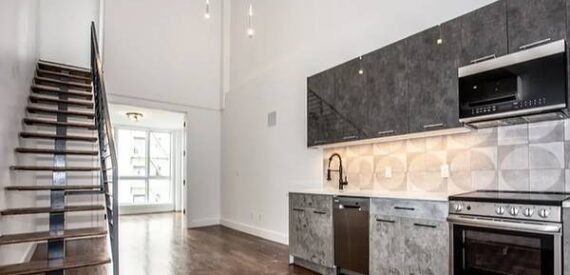 Duplex 2 bedrooms NO FEE