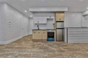 Spacious Duplex in Ridgewood with private garden – No Fee,