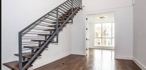 Duplex 2 bedrooms NO FEE