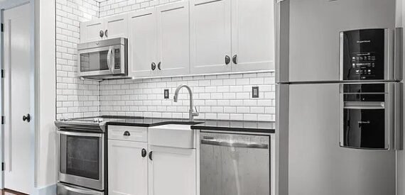 Modern 1BR Duplex in Crown Heights – Luxury, Light &amp; Prime Amenities