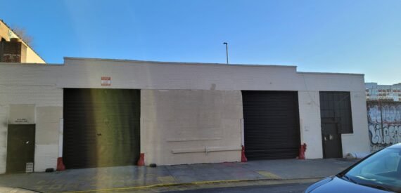Spacious 3,500 Sq Ft Industrial Garage in Prime Bushwick Location 🚀