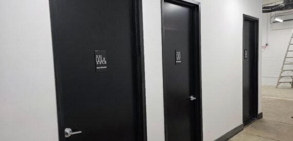 Spacious Industrial Loft Office for Lease in Williamsburg, Brooklyn – 2,200 Sq Ft