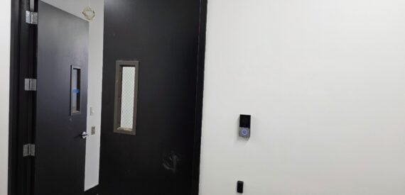 Flexible 800 Sq Ft Commercial Space for Lease in Prime Bushwick Location