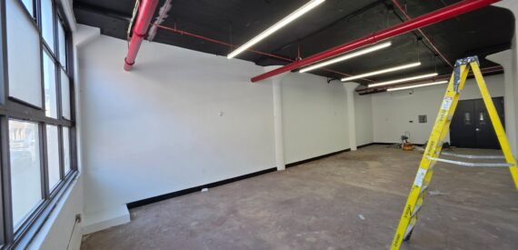 Flexible 800 Sq Ft Commercial Space for Lease in Prime Bushwick Location