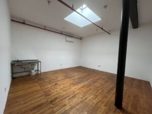 Spacious Skylight Retail Loft in Bushwick – Customizable, Prime Location, $1,100/mo