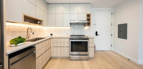 Luxury Brooklyn Apartments with Skyline Views &amp; Top Amenities – 698 Empire Blvd