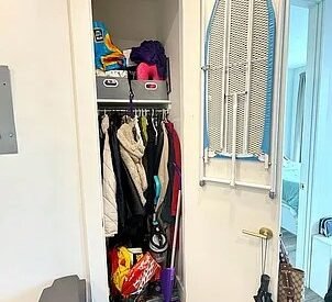 Luxury 1BR w/ Balcony, Gym, Parking &amp; Full Amenities in Little Caribbean 🌇🚗🏋️‍♂️