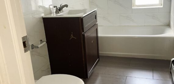 Modern 2.5BR Apartment with Office in Prime Prospect Lefferts Gardens/Flatbush