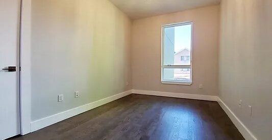 Luxury 3BR/2BA Flatbush Apartment w/Roof Deck, Central A/C &amp; Prime Transit Access