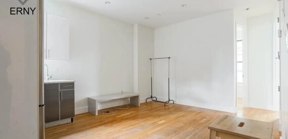 Renovated 4BR on Malcolm X Blvd – Spacious, Modern &amp; Steps to Bed-Stuy Culture 🌟