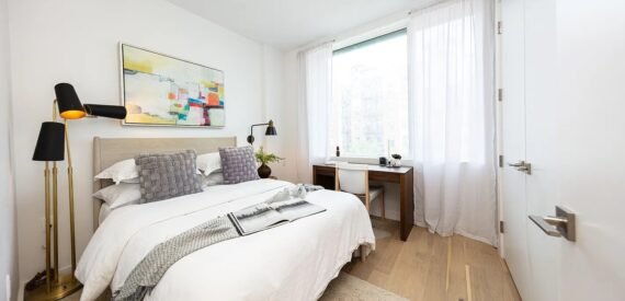 Luxury Brooklyn Apartments with Skyline Views &amp; Top Amenities – 698 Empire Blvd