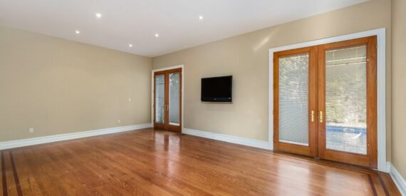 Malba Home for Sale
