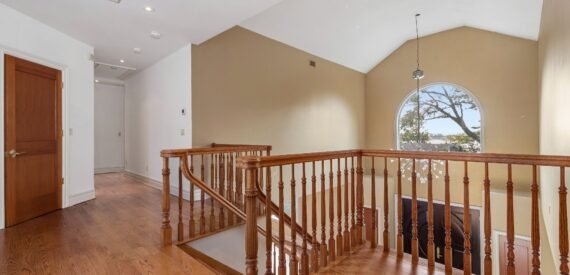 Malba Home for Sale