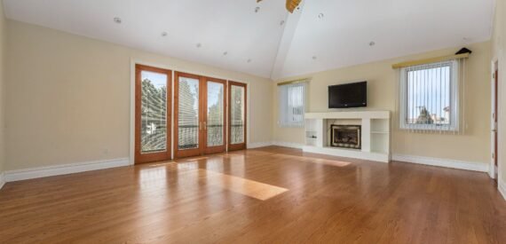 Malba Home for Sale