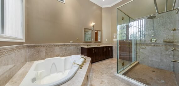 Malba Home for Sale