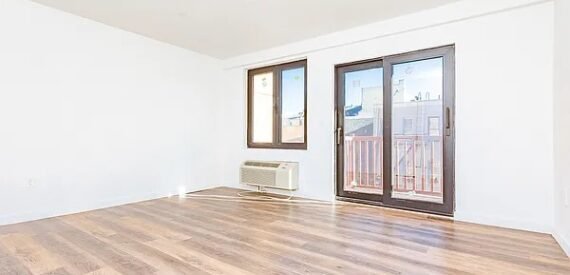 ___ Triplex 3 Bedroom____________________Bushwick
