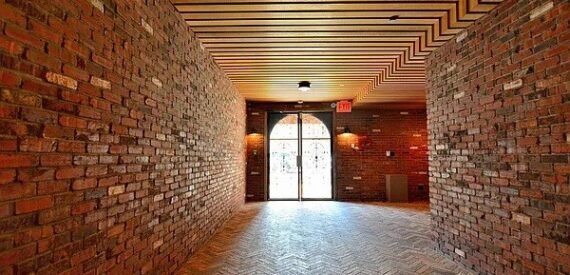 Modern 1BR Duplex in Crown Heights – Luxury, Light &amp; Prime Amenities