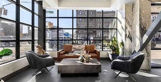 Luxury 1BR w/ Balcony, Gym, Parking &amp; Full Amenities in Little Caribbean 🌇🚗🏋️‍♂️