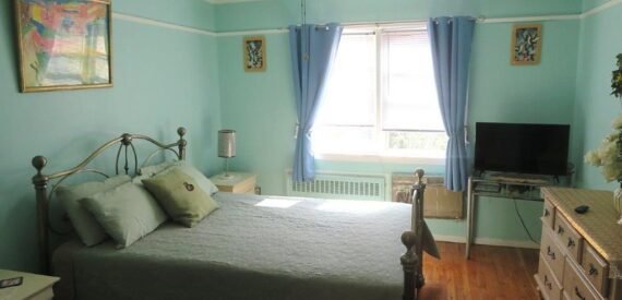 Furnished Room For Rent with Half Bathroom