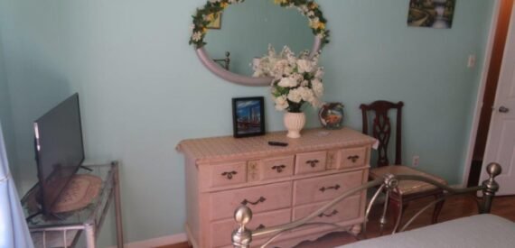 Furnished Room For Rent with Half Bathroom