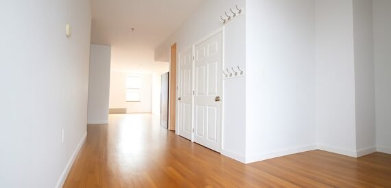 Modern Loft-Style Bushwick Apartment – Elevator, Rooftop, Pet-Friendly, No Fee
