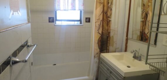 Affordable Single Room Rentals in Prime East Flatbush, Brooklyn Location