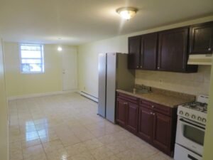 2 Bedroom Apartment $2300 Flatlands Area