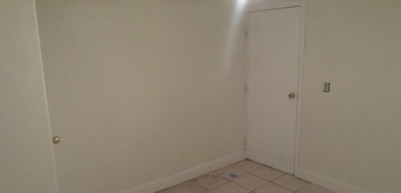 2 Bedroom Apartment $2300 Flatlands Area