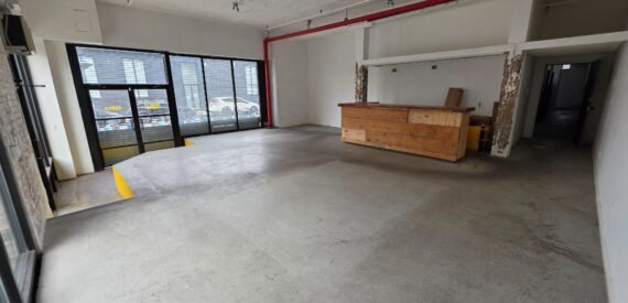 Spacious Corner Retail Loft in Prime Bushwick Location – 1,200 Sq Ft Storefront