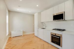 Modern 2-Bed Park Slope Gem—Prime Location, Pet Friendly, No Broker Fee!