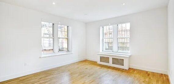 Modern 3BR Loft-Style Studio in Crown Heights | Prime Transit | Pet Friendly 🏙️✨
