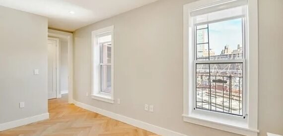 Modern 2-Bed Park Slope Gem—Prime Location, Pet Friendly, No Broker Fee!