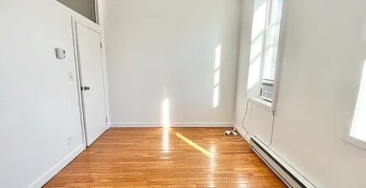 Modern 2BR Bushwick Apartment—Laundry, Pet Friendly, Steps to L &amp; M Trains!