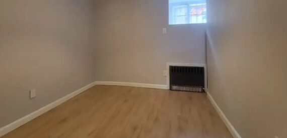 Spacious 5-Bedroom Duplex w/ Private Balcony &amp; Modern Amenities – No Fee, LES