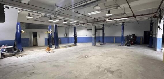 Woodside Warehouse For Lease