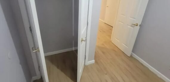 Spacious 5-Bedroom Duplex w/ Private Balcony &amp; Modern Amenities – No Fee, LES