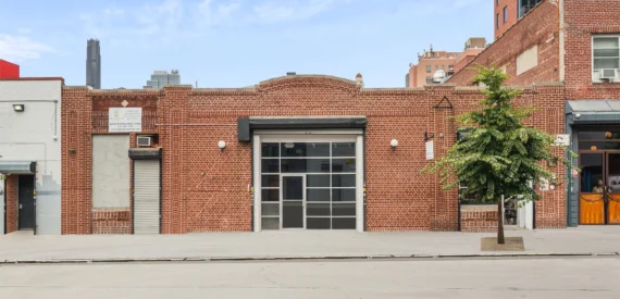 327 Douglass Street