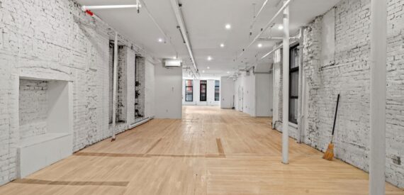 25 Howard Street – 2nd Floor